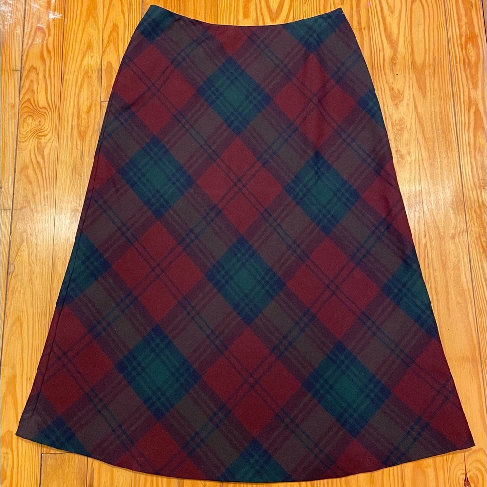 Lauren Ralph Lauren 100% wool skirt — size 16